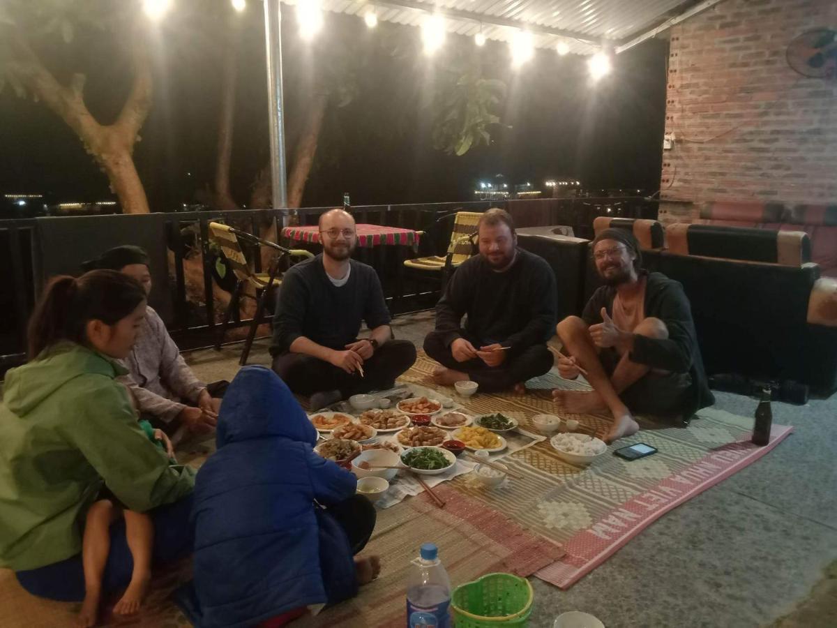 Làng Cac Du Gia Van Chung Homestay المظهر الخارجي الصورة